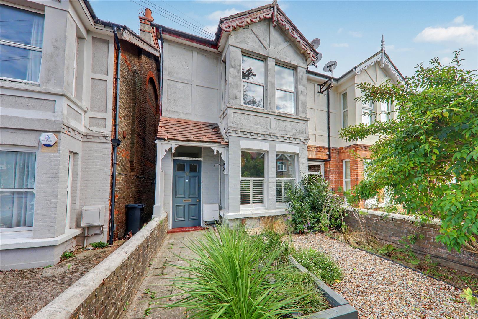 Flat - Garden | Harrow Road, Worthing | To Let